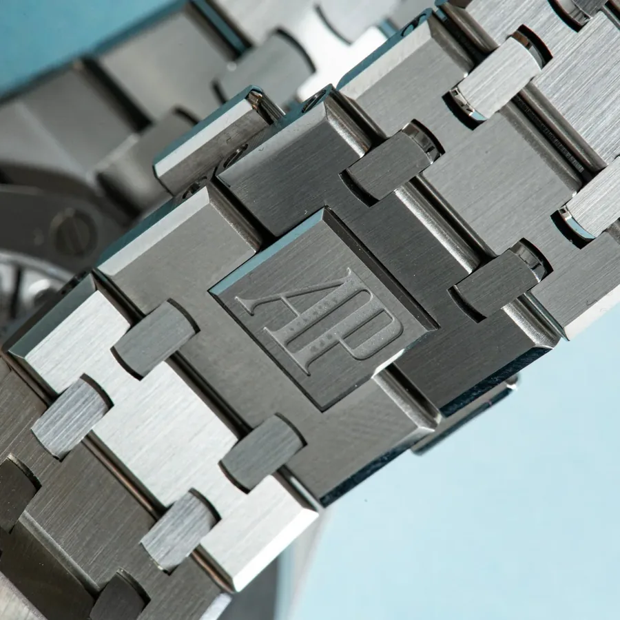 Audemars Piguet Royal Oak Selfwinding 41mm, Blue dial, view 8
