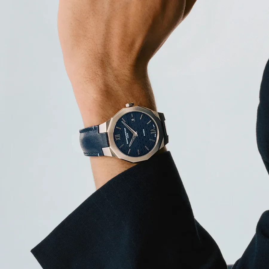 Baume & Mercier Riviera 39mm Blue Dial, view 2
