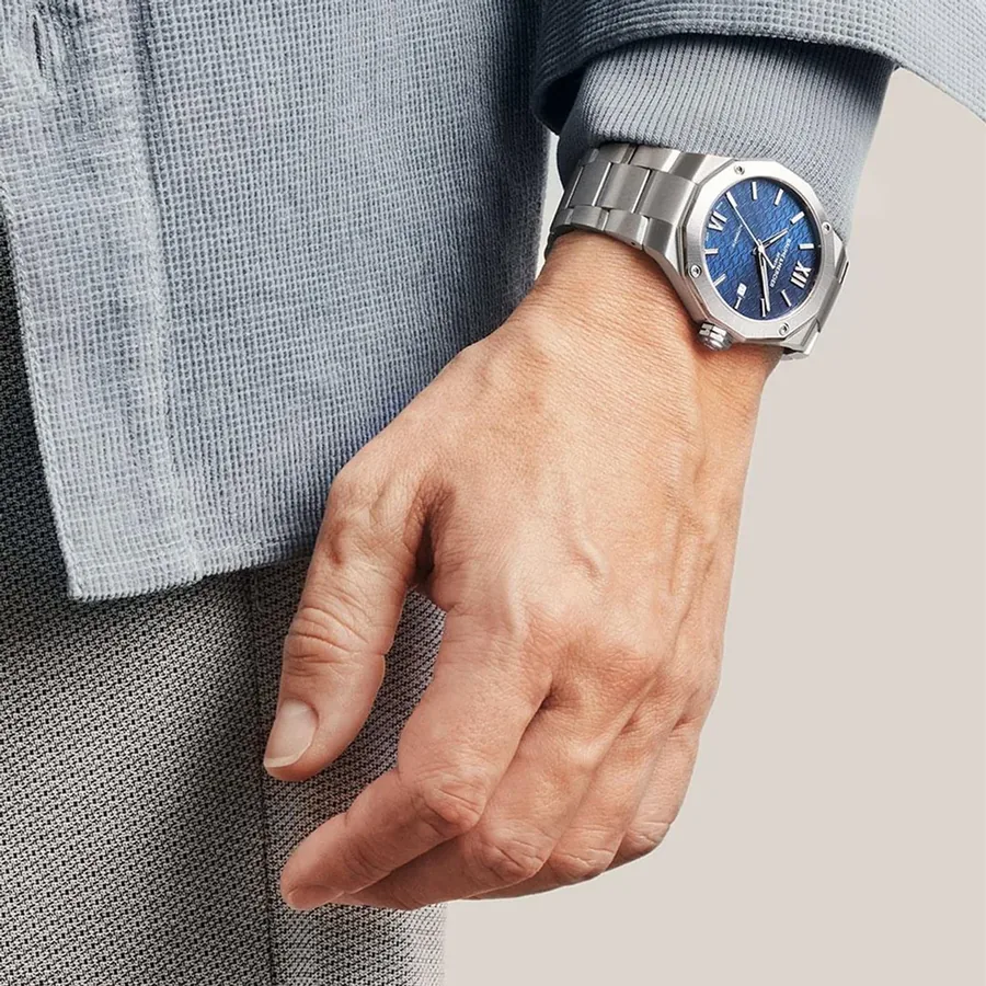 Baume & Mercier Riviera 42mm Automatic Blue Dial, view 6