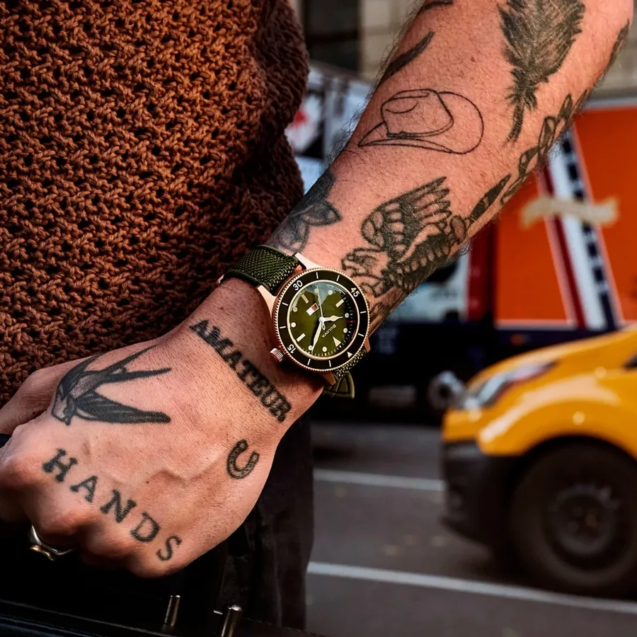 Bulova Mil Ships 41mm Green Dial, view 2