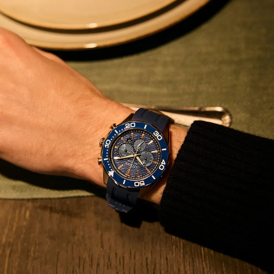 Citizen Endeavor Chrono 43mm Blue Dial, view 2