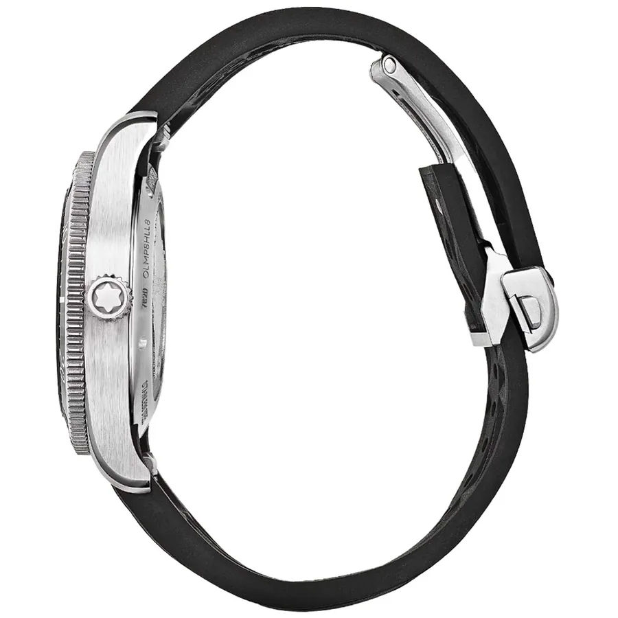 Montblanc Iced Sea 38mm Automatic Black Dial, Black Rubber Strap, view 4
