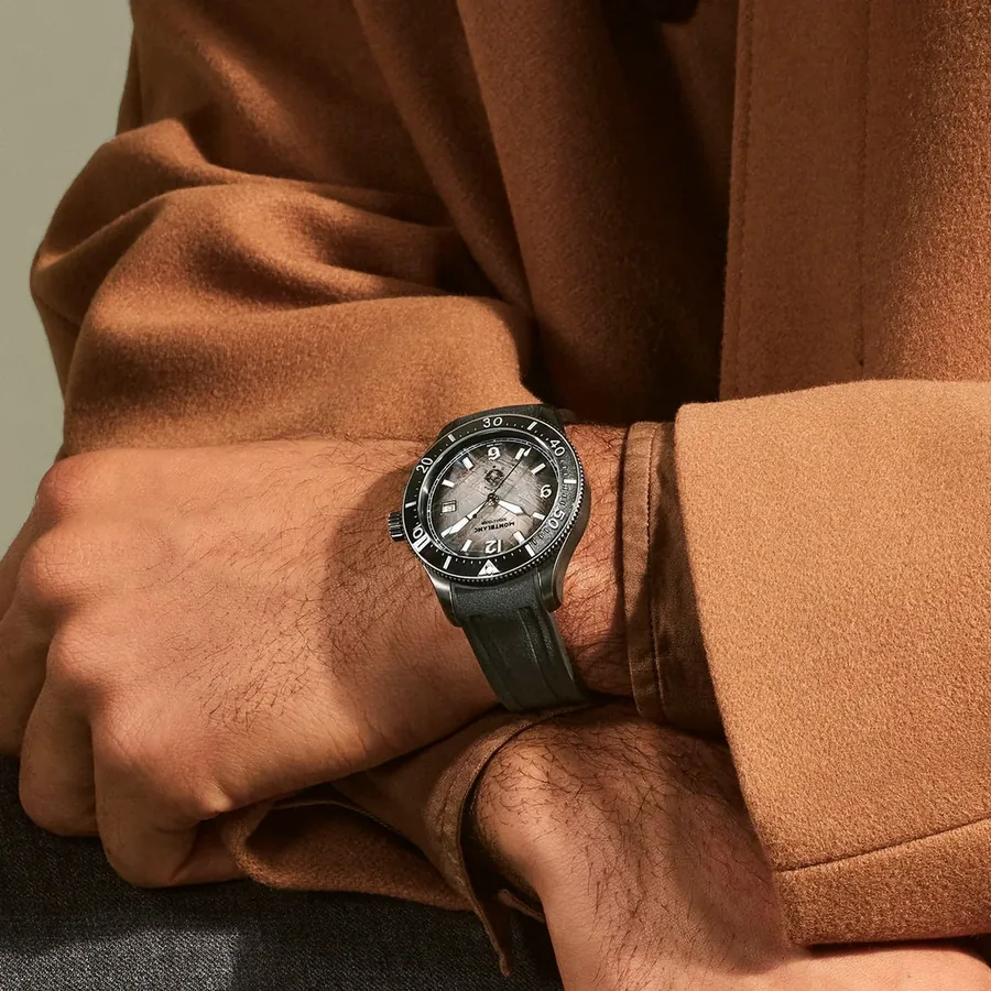Montblanc Iced Sea 41mm Chronograph Black Dial, view 2