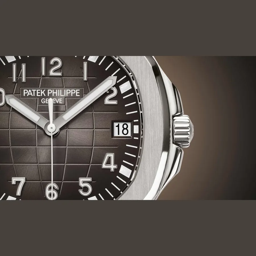 Patek Philippe Aquanaut 5167A 40.8mm, Charcoal gray, view 3
