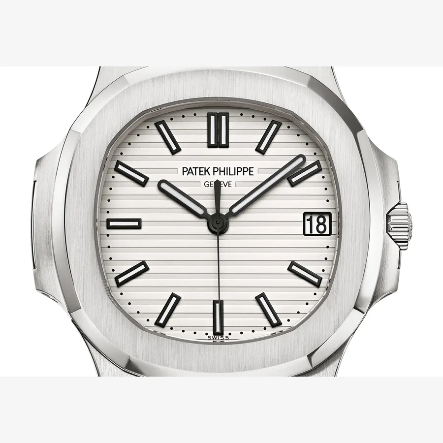 Patek Philippe Nautilus 5711/1A, White dial, view 4