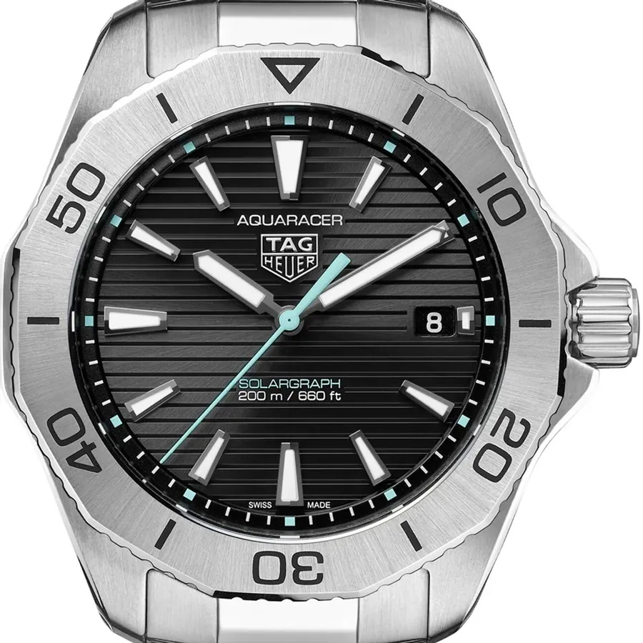 TAG Heuer Aquaracer 40mm Black Dial, view 2