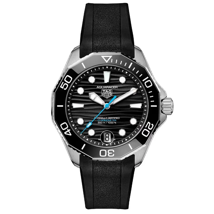 TAG Heuer Aquaracer 42mm Automatic Black Dial, Black Rubber Strap, front view