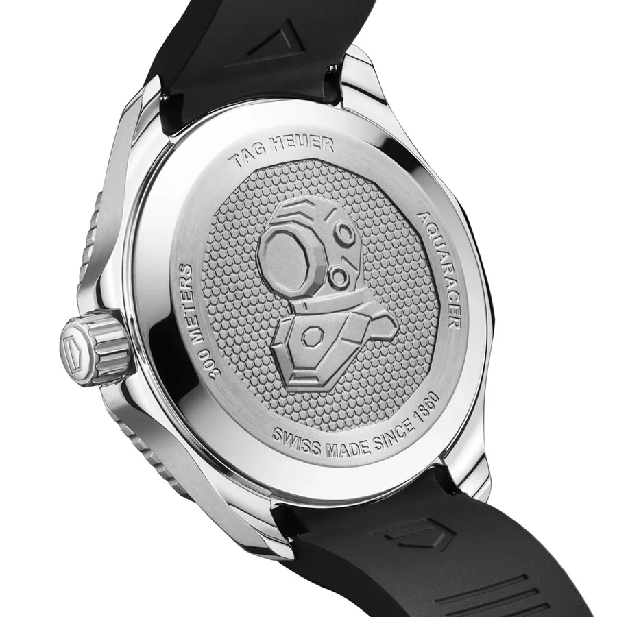 TAG Heuer Aquaracer 42mm Automatic Black Dial, Black Rubber Strap, view 4