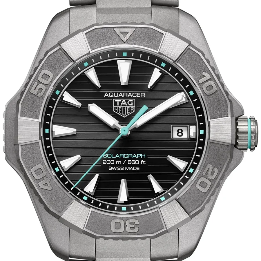 TAG Heuer Aquaracer Solar 40mm Black Dial, view 3