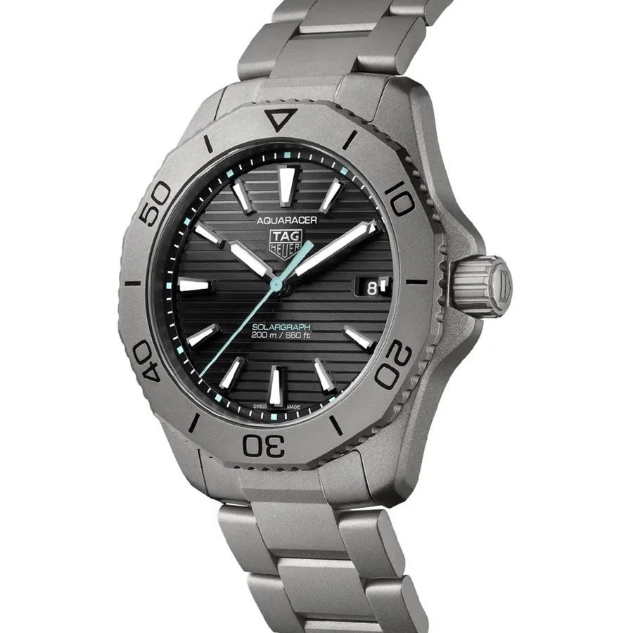 TAG Heuer Aquaracer Solar 40mm Grey Dial, view 3