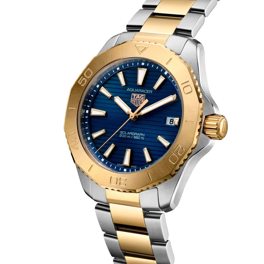 TAG Heuer Aquaracer Solar 40mm Black Dial, Silver-Tone Stainless Steel Bracelet, view 3