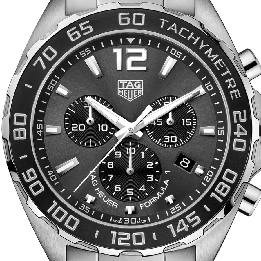 TAG Heuer Formula 1 Chronograph, view 2