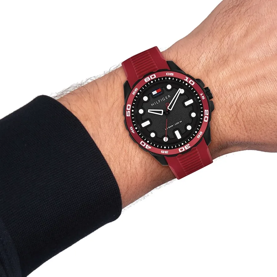 Tommy Hilfiger Regatta 42mm Red Dial, view 2