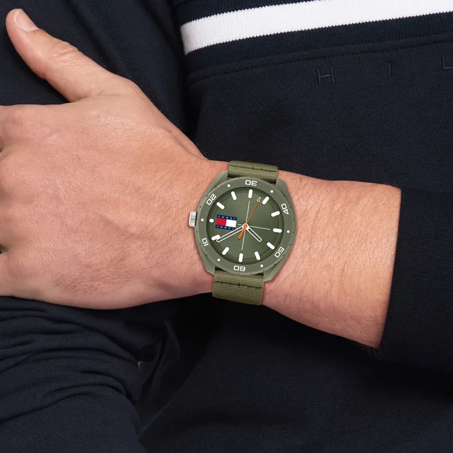 Tommy Jeans 45mm Green Dial, view 2