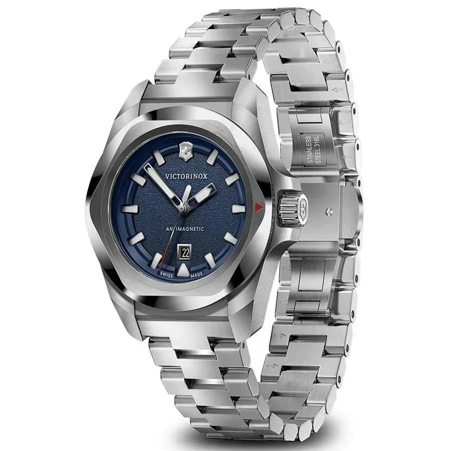 Victorinox I.N.O.X. 32mm Blue Dial, view 3