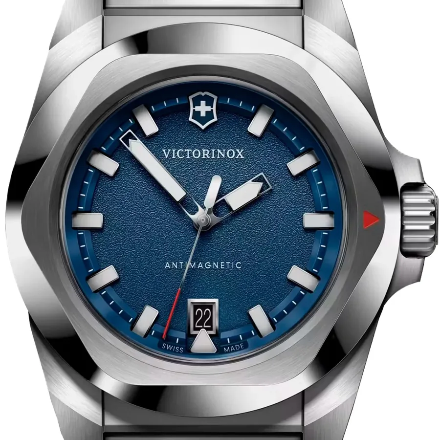 Victorinox I.N.O.X. Quartz 41mm Chronograph Blue Dial, view 2