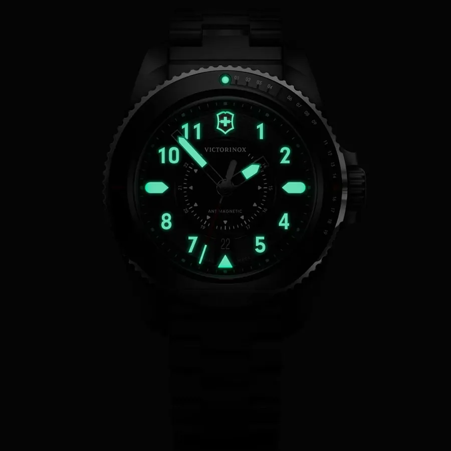 Victorinox Journey 1884 43mm Black Dial, Ref. 242009, view 4