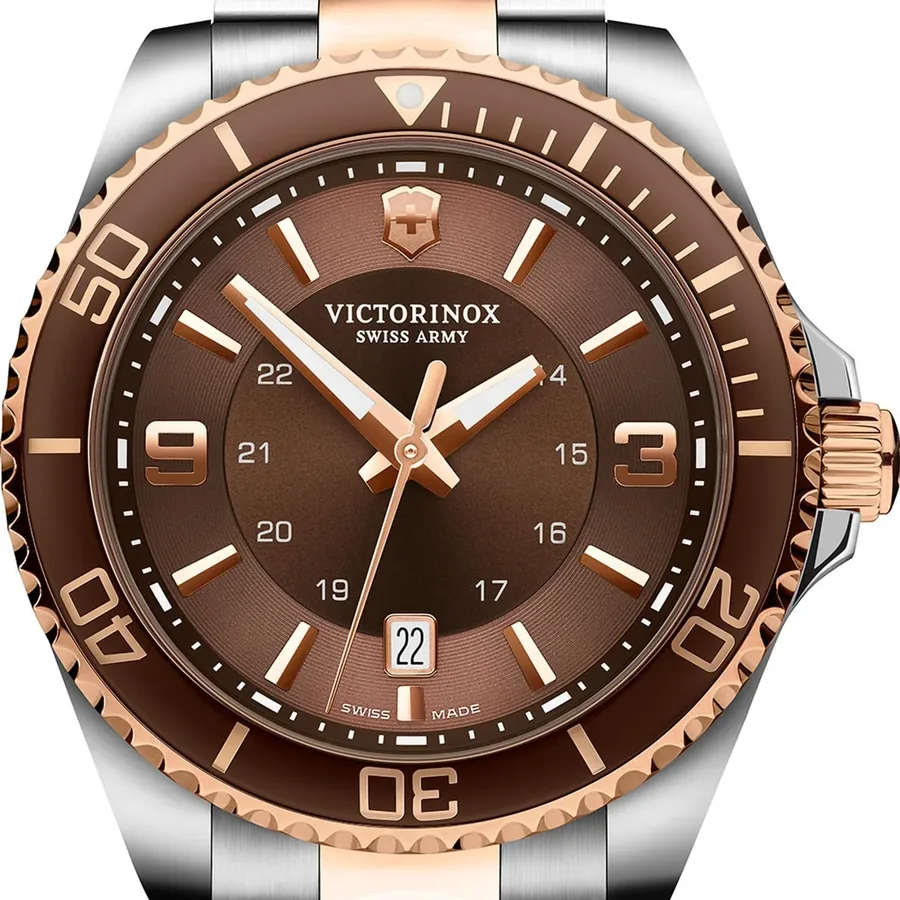 Victorinox Maverick 43mm Brown Dial, view 2