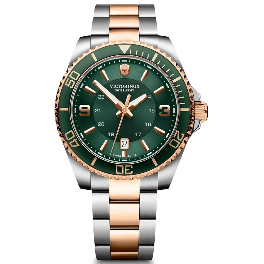 Victorinox Maverick 43mm Green Dial, front view