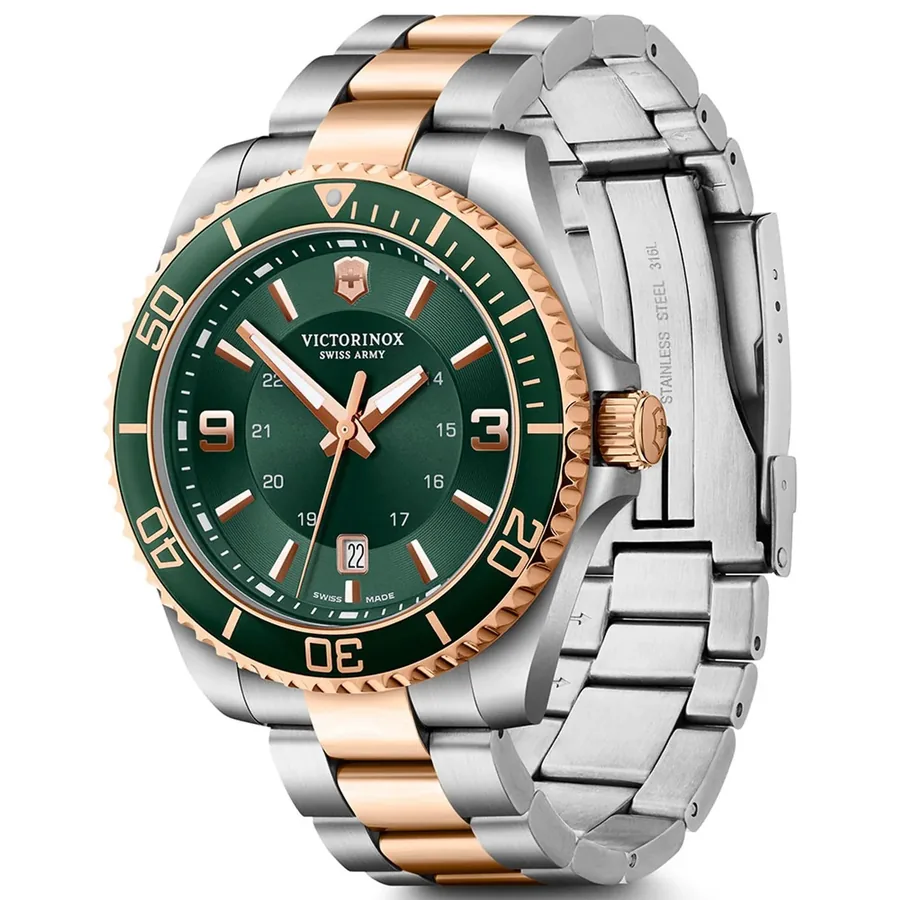 Victorinox Maverick 43mm Green Dial, view 3