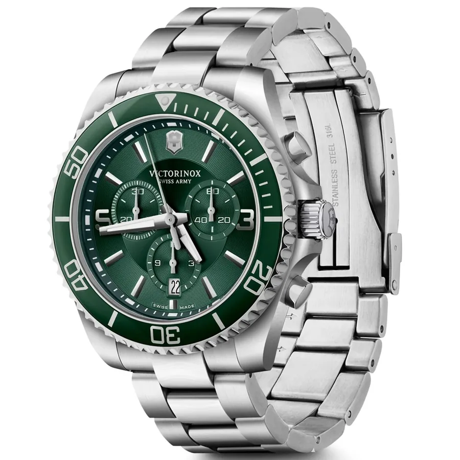 Victorinox Maverick Chronograph 43mm Green Dial, view 5