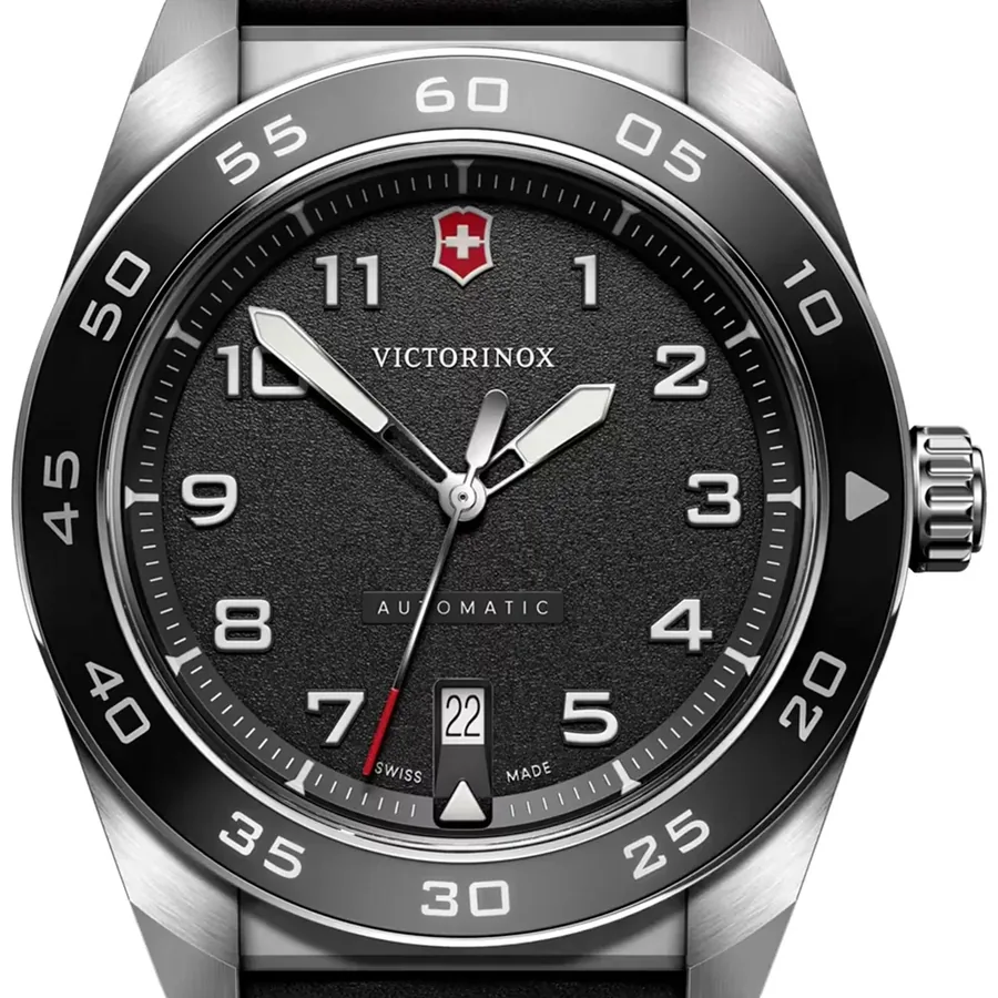 Victorinox Swiss Army 42mm Automatic Black Dial, view 2