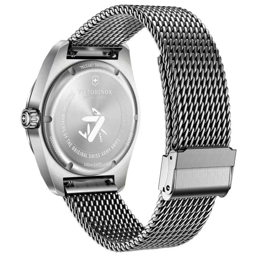 Victorinox Swiss Army 42mm Black Dial, Silver-Tone Stainless Steel Bracelet, Ref. 242043, view 5