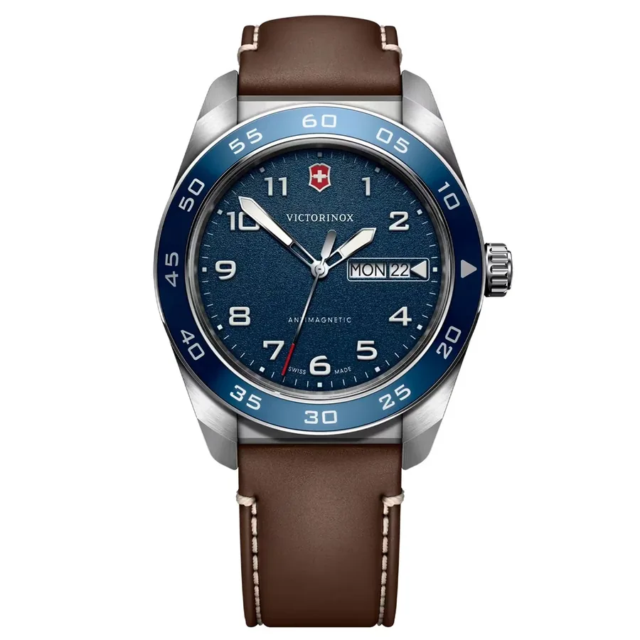 Victorinox Swiss Army 42mm Blue Dial, front view